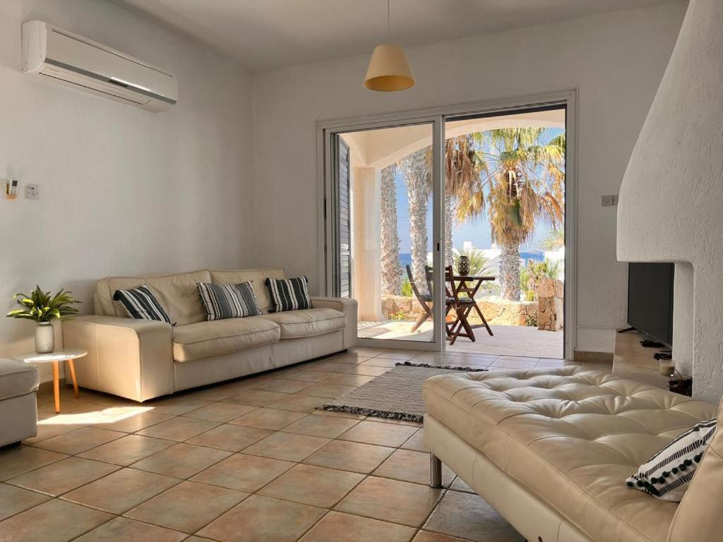 Sky Villa Paphos Eksteriør bilde